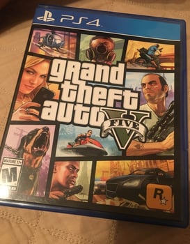 Jeu GTA 5 pour PS4 - Bon état - Prix attractif