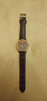 Montre élégante à vendre à petit prix