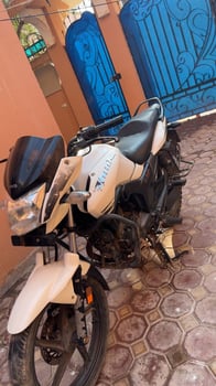 Moto Hunk 150cc, en excellent état à vendre