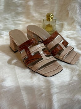 Chaussures compensées pour femme – Plusieurs modèles disponibles