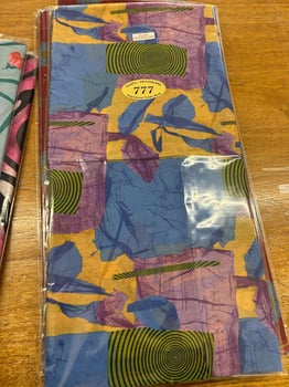 Boubous made in Switzerland - motifs floraux multicolores