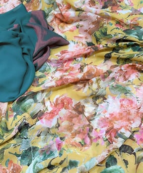 Tissus neufs multicolores, légers et fluide - Fabriqué en Espagne