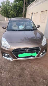 Suzuki Dzire 2021, essence, boîte automatique, climatisation fonctionnelle