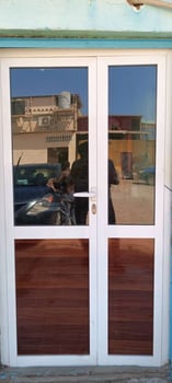 Porte en Aluminium en excellent état