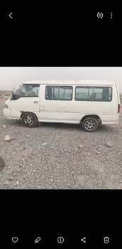Mini Bus en excellent état à vendre