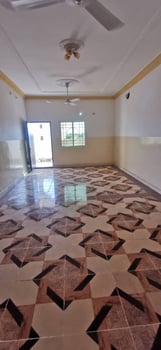 Appartement spacieux avec réservoir d\'eau à Gabode 5