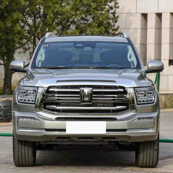 À louer : Tank 500 – SUV de luxe tout-terrain moins de 1000km