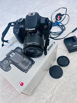 Canon EOS 4000D - Offre exceptionnelle, utilisé 6 mois