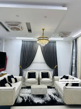 Salon Moderne avec Confort et Design Élégant