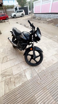 Moto TVS 100cc en vente - occasion à saisir!