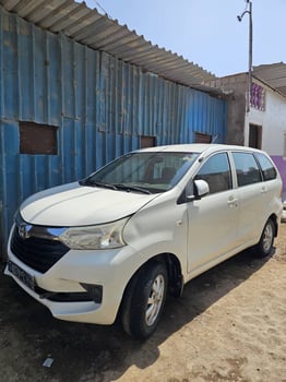 Toyota Avanza 7 places, spacieuse et économique