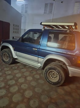Mitsubishi Pajero Châssis Court en Très Bon État