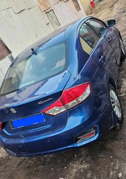 Suzuki Ciaz 2016, moteur en parfait état, climatiseur frais