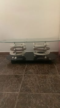 Table basse en verre neuve