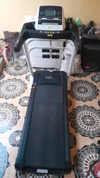Tapis de jogging électrique en très bon état