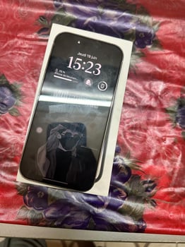 iPhone 14 Pro 128 Go, bon état