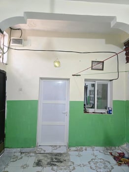 Maison F2 récente avec toilette et cuisine à Cité Wadajir