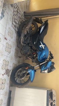 Moto Hero Extreme 200 en bon état