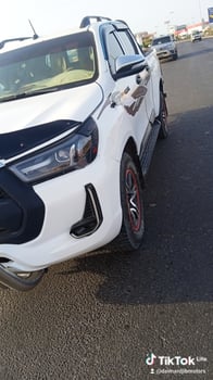 Toyota Hilux 2017, diesel, boîte manuelle, excellent état