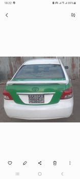 Taxi à vendre pour pièces détachées