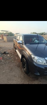 Toyota Hilux D4D avec climatisation, en excellent état