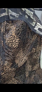 Dirac neufs avec foulard assorti – Plusieurs modèles