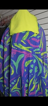 Dirac neufs avec foulard assorti – Plusieurs modèles