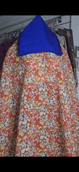 Dirac neufs avec foulard assorti – Plusieurs modèles