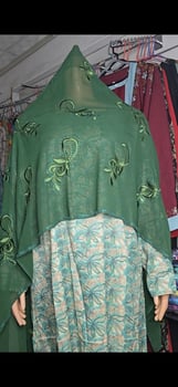 Abayas neuves élégantes – Plusieurs modèles disponibles