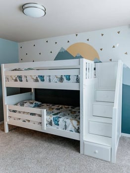 Lits superposés enfants sur-mesure – Sécurité & design