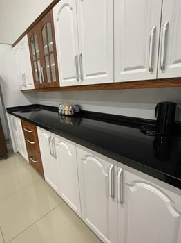 Cuisines modernes et personnalisées avec SkyLife Homes