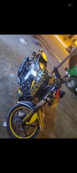 Moto TVS 160CC, excellent état, moins d\'un an, prix négociable