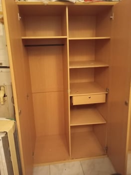 Armoire spacieuse à vendre - Livraison gratuite