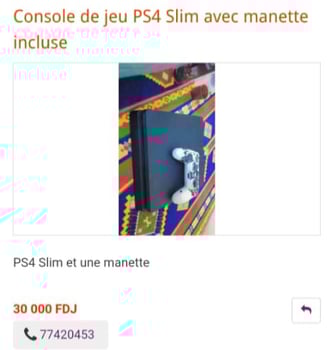 Console de jeu PS4 Slim en excellent état