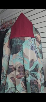 Dirac neufs avec foulard assorti – Plusieurs modèles