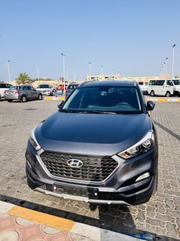 Hyundai Tucson 2016, Boîte auto, Clim, Bluetooth, Caméra de recul, 42000 km