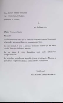 Femme de ménage/serveuse disponible à votre disposition