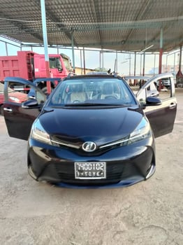 Toyota Vitz 2022, faible consommation, en excellent état