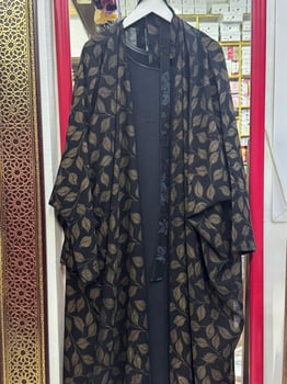 Abayas modernes et élégantes – Plusieurs modèles disponibles