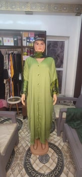 Abayas modernes et élégantes – Plusieurs modèles disponibles