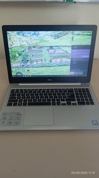 Dell Inspiron 5570 Core i7, 8Go RAM, 250Go - Comme neuf
