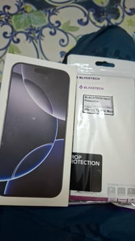 iPhone 16 Pro Max 256 Go, tout neuf