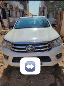 Voiture Toyota Hilux 2017, diesel, en excellent état
