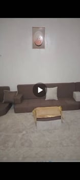 Qaci complet avec rideaux, tapis et accessoires - Excellent état