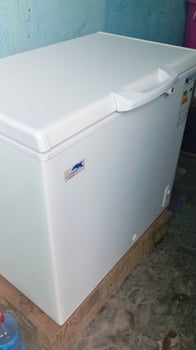 Réfrigérateur presque neuf, prix négociable