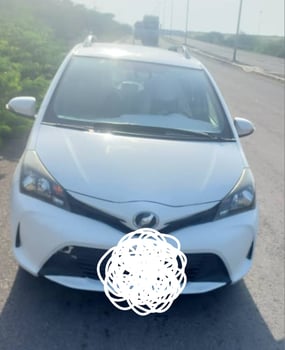 Toyota Yaris 2017, automatique, écran android avec caméra arrière