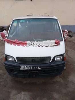 Mini bus en excellent état, propriétaire unique à vendre