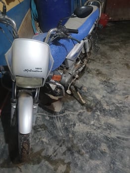 Moto Hero 100 en vente
