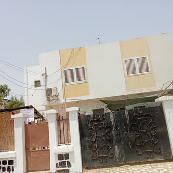 Villa duplex meublée F4 avec jardin et garage à Héron