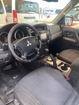 Mitsubishi Pajero 2017, automatique, diesel, excellent état